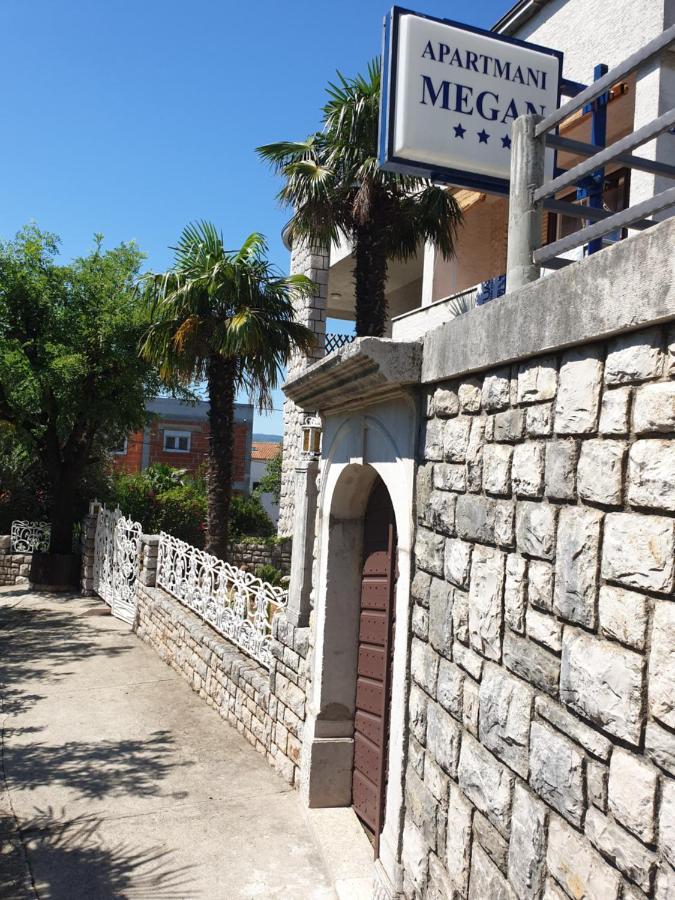 Apartments Crikvenica Megan 2 Exteriör bild