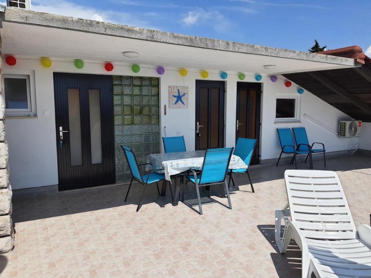 Apartments Crikvenica Megan 2 Exteriör bild